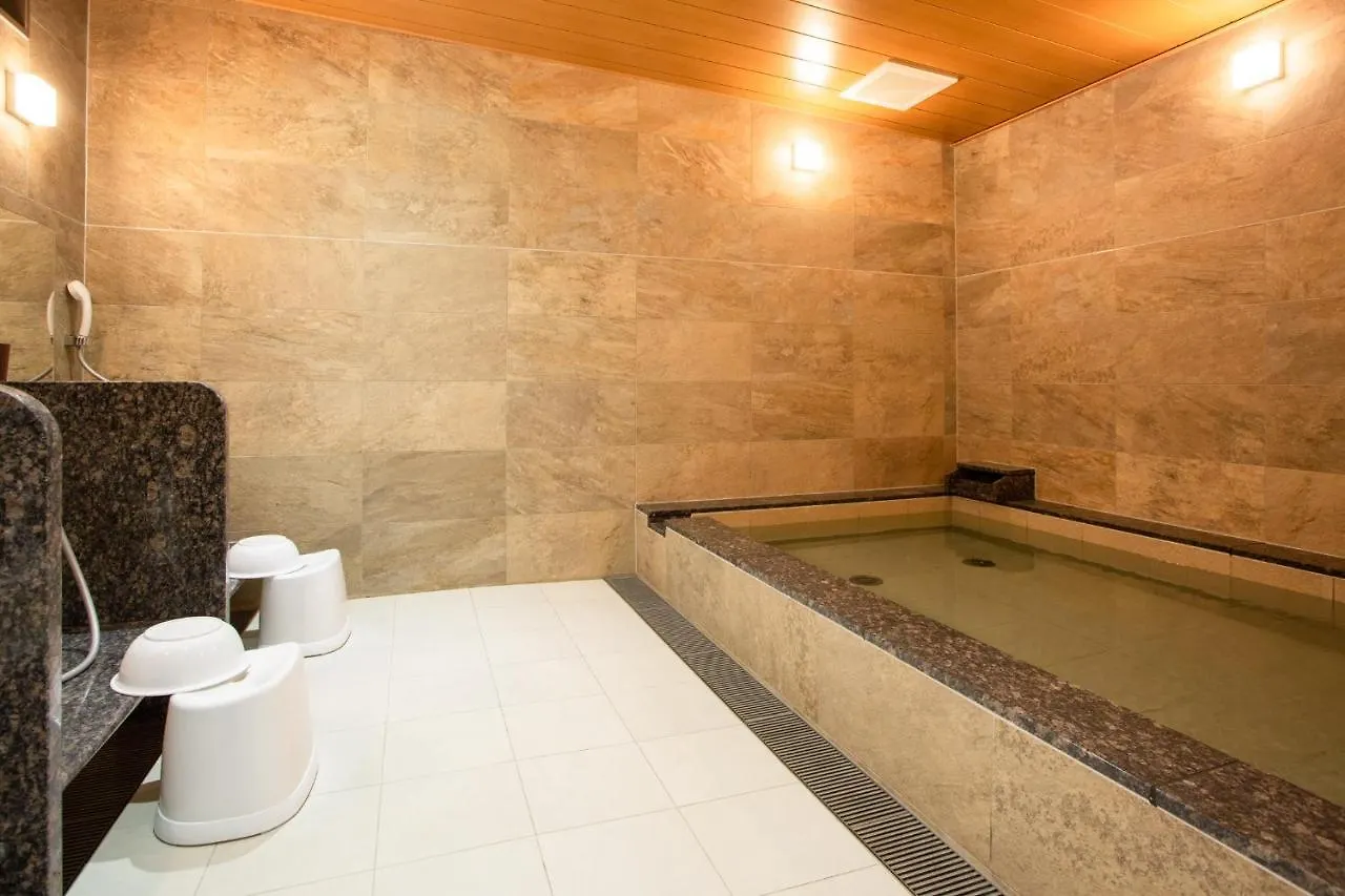 Kuretake Inn Osaka Midousuji Hommachi Hotel